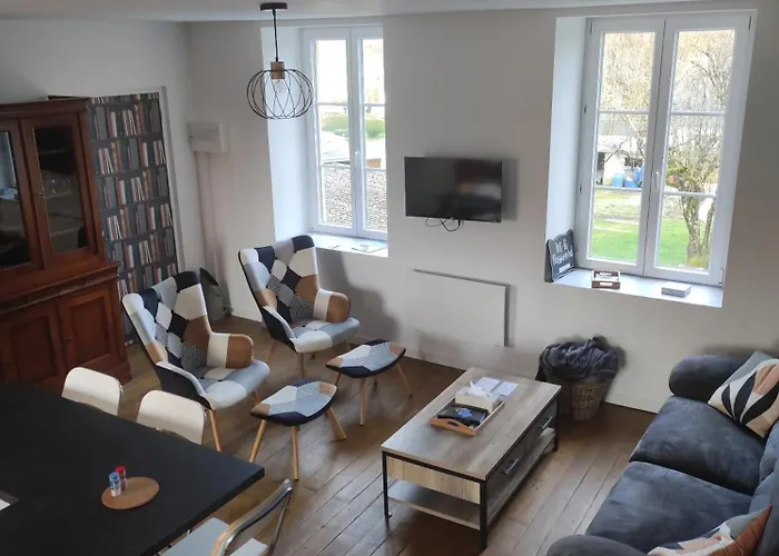 Le De La Garenne * Sedan